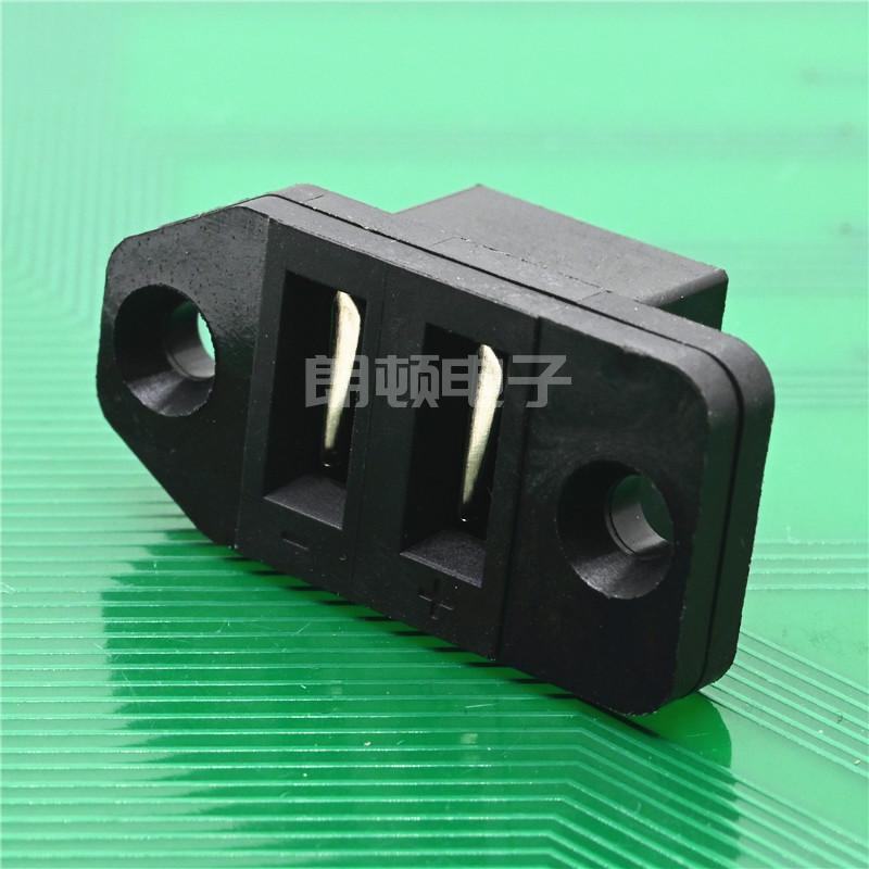 母座LD-C04F-A-2P-S2